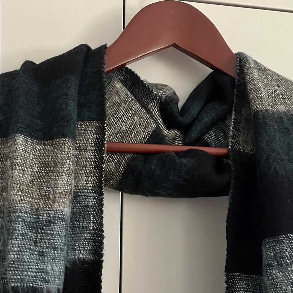 Sophisticated Black, Blue and Gray Scarf - Picture 4 of 4
